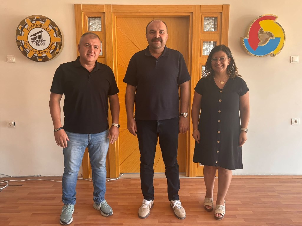 UYANIK KÜTÜPHANE VE TENEFFÜS EĞİTİM KURUMLARINDAN ZİYARET
